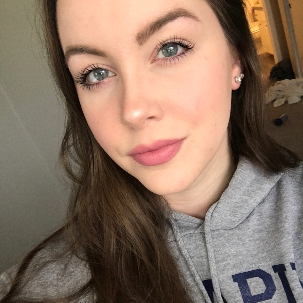 Meet your Posher, Alyssa